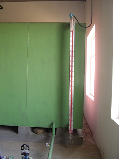 側(cè)裝磁翻板液位計(jì)